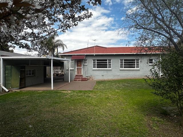 6 Bedroom Property for Sale in Dan Pienaar Free State